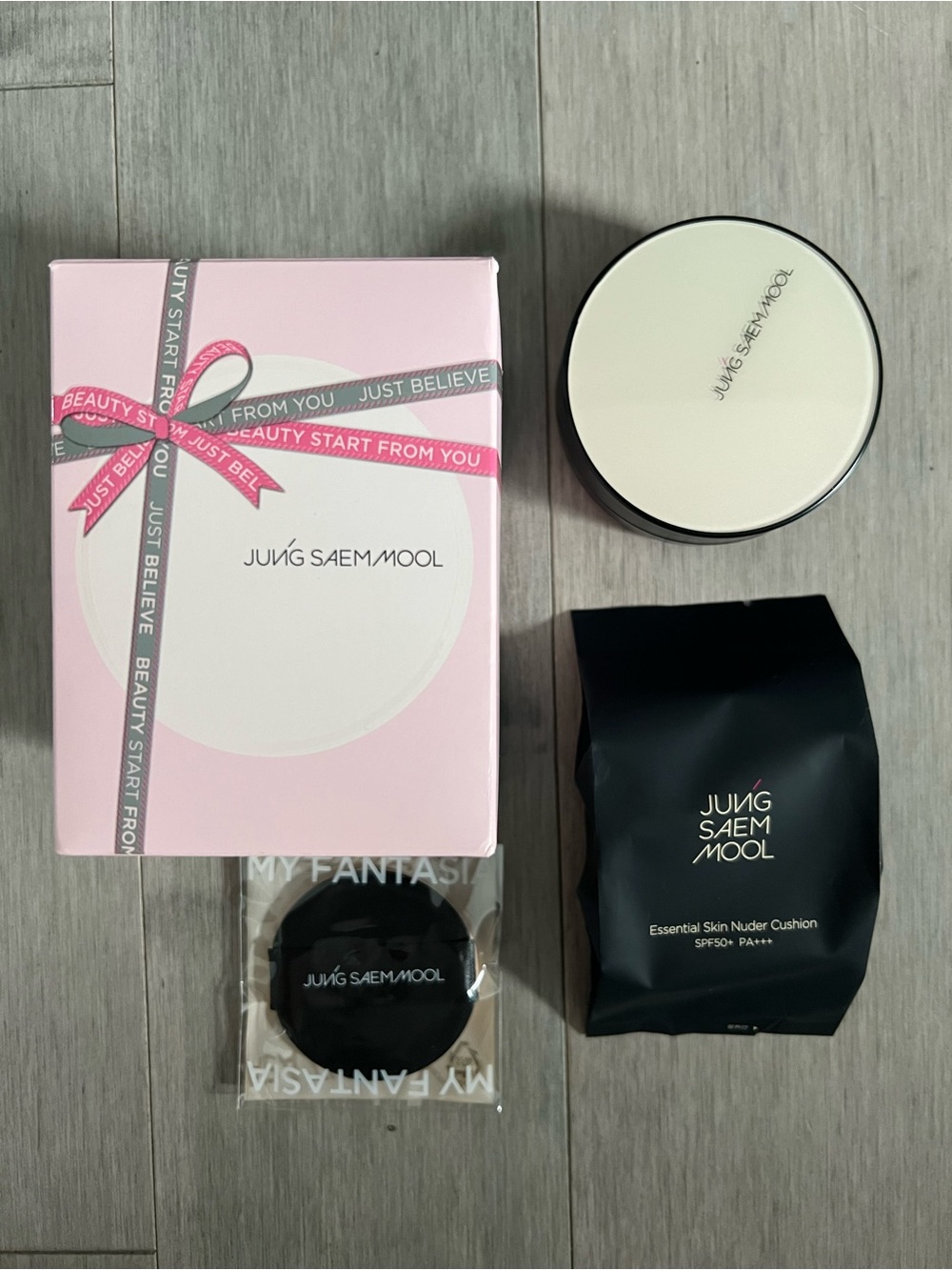 Jung Saem Mool Cushion Foundation Set - Pink & Black Packaging